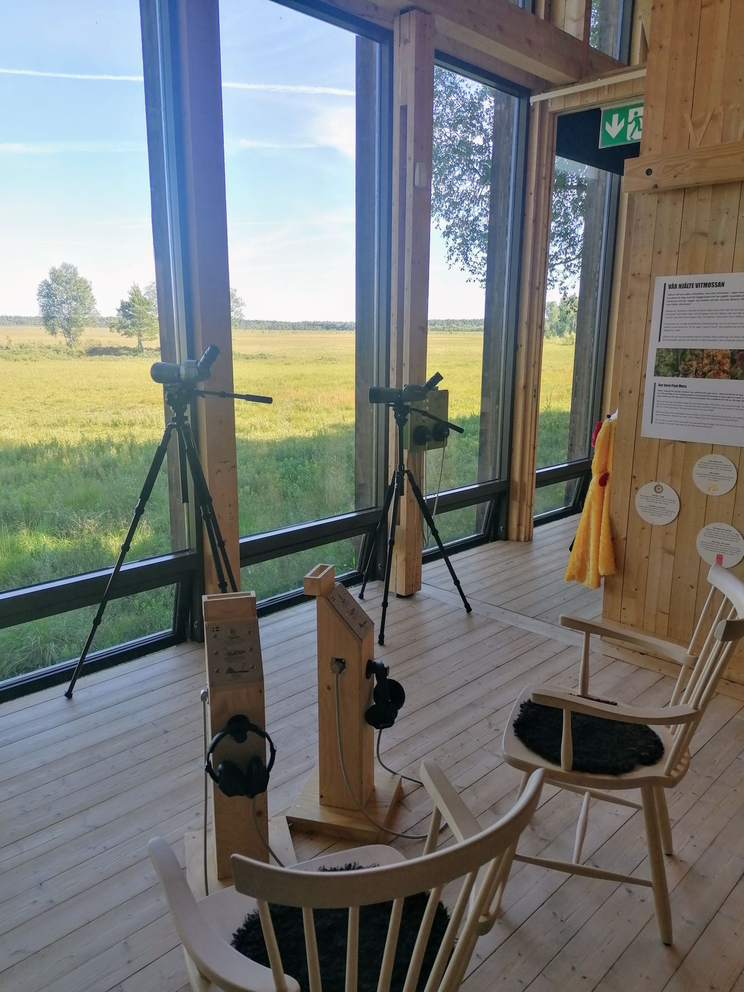 Nature exhibition and telescopes at Stora Mossa